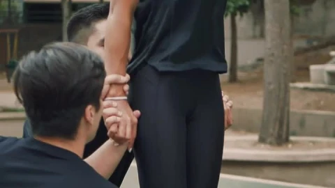 Free Video Stock Skillful Man Practicing Pirouettes In A Park Live Wallpaper - Free Live Wallpaper