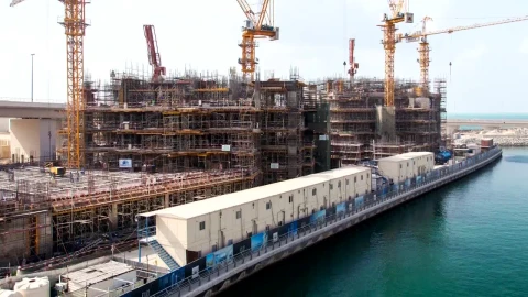 Free Video Stock Skyscraper Construction In Dubai Live Wallpaper - Free Live Wallpaper