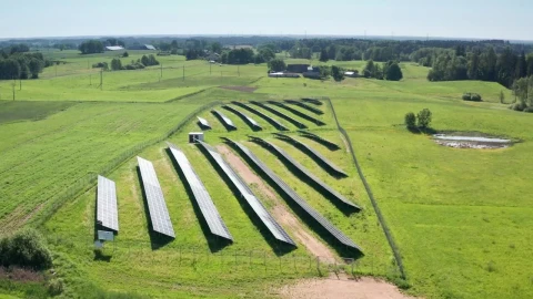 Free Video Stock Slow Aerial Shot Of A Solar Grid Live Wallpaper - Free Live Wallpaper