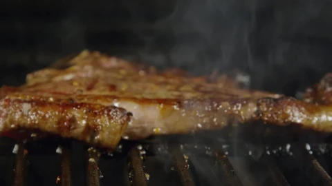 Free Video Stock Slowly Grilling A Steak Live Wallpaper - Free Live Wallpaper