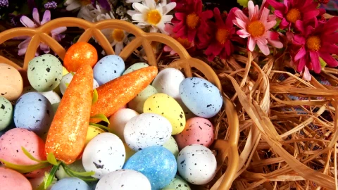 Free Video Stock Small Colored Easter Eggs In A Basket Live Wallpaper - Free Live Wallpaper