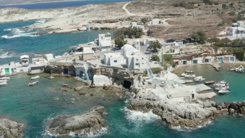 Free Video Stock Small Village On The Seashore In Greece Live Wallpaper - Free Live Wallpaper