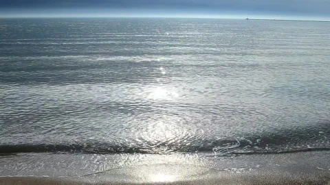 Free Video Stock Small Waves Breaking On The Sand Live Wallpaper - Free Live Wallpaper