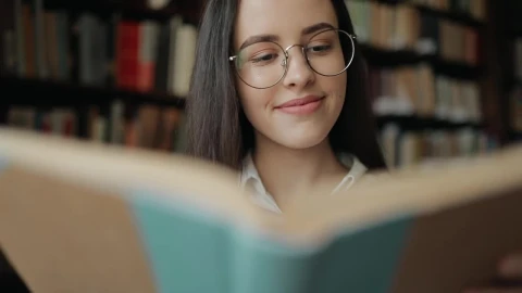 Free Video Stock Smart Girl Thinking While Reading Book Live Wallpaper - Free Live Wallpaper