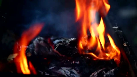 Free Video Stock Smoky Fire And Flames Live Wallpaper - Free Live Wallpaper