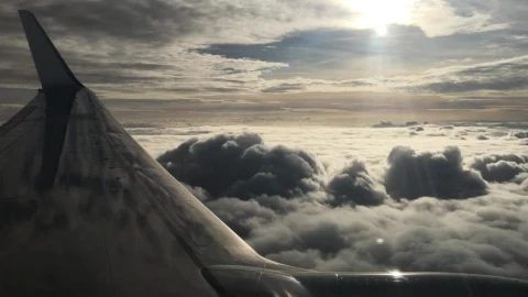 Free Video Stock Smooth Flying Above The Clouds Live Wallpaper - Free Live Wallpaper