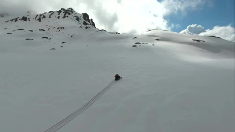 Free Video Stock Snow Vehicle Going Up The Snowy Mountain Live Wallpaper - Free Live Wallpaper