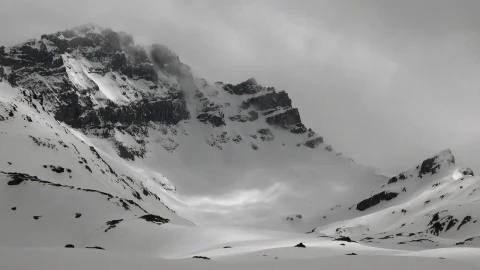 Free Video Stock Snowy Mountain Landscape With Clouds Live Wallpaper - Free Live Wallpaper