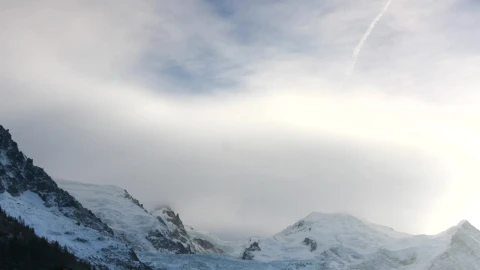 Free Video Stock Snowy Mountains With Mist Live Wallpaper - Free Live Wallpaper