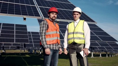 Free Video Stock Solar Power Engineers Posing To Camera Live Wallpaper - Free Live Wallpaper
