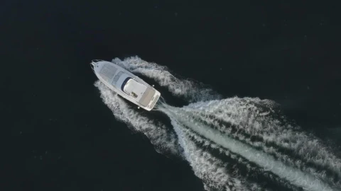 Free Video Stock Speedboat Cutting Across The Ocean Live Wallpaper - Free Live Wallpaper