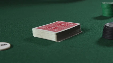 Free Video Stock Splitting A Deck Of Cards Live Wallpaper - Free Live Wallpaper