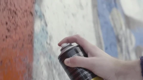 Free Video Stock Spraying Paint On A Wall Live Wallpaper - Free Live Wallpaper