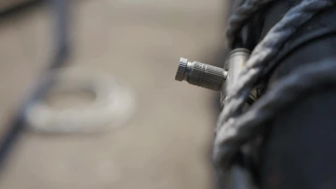 Free Video Stock Spraying Water From A Valve Live Wallpaper - Free Live Wallpaper