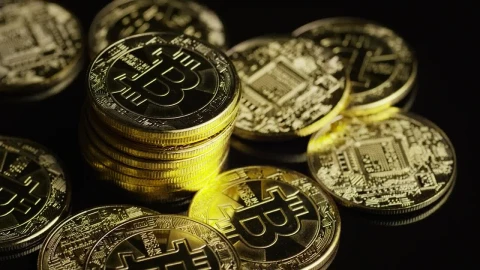 Free Video Stock Stack Of Bitcoins Rotating Live Wallpaper - Free Live Wallpaper