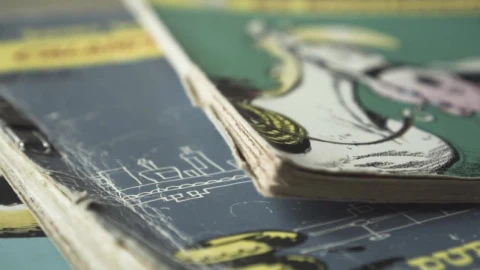 Free Video Stock Stack Of Old Comics Live Wallpaper - Free Live Wallpaper