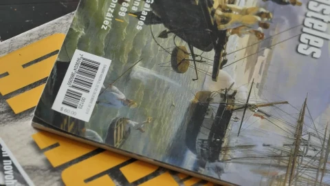 Free Video Stock Stacked Old Magazines Close Up View Live Wallpaper - Free Live Wallpaper