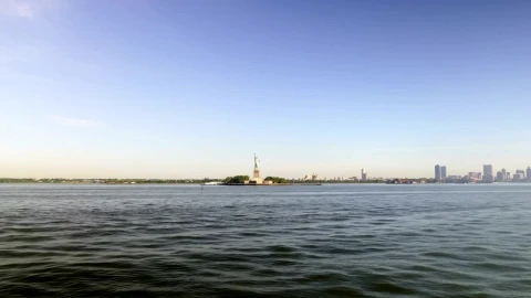 Free Video Stock Statue Of Liberty In The Distance Live Wallpaper - Free Live Wallpaper