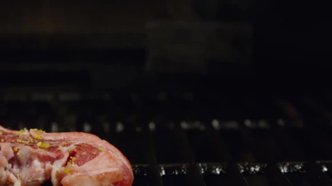 Free Video Stock Steak Fired Over A Coal Grill Live Wallpaper - Free Live Wallpaper