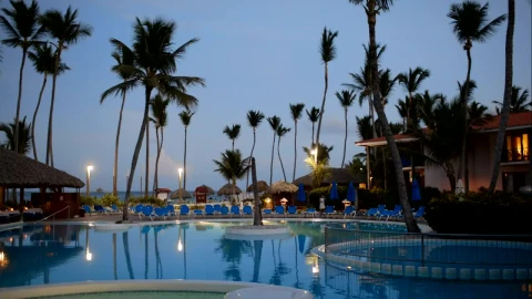 Free Video Stock Still Swimming Pool Water At Night Live Wallpaper - Free Live Wallpaper