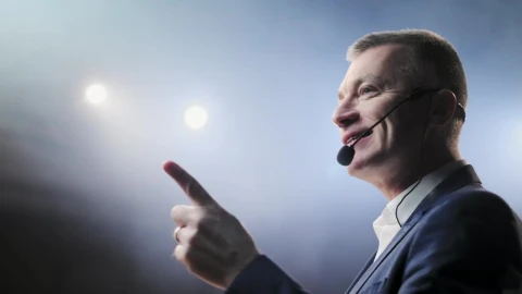 Free Video Stock Successful Lecturer Speaks Passionately On Stage Live Wallpaper - Free Live Wallpaper