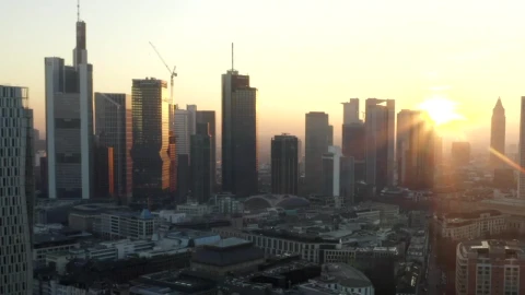 Free Video Stock Sunrise Behind The Buildings Of Frankfurt Live Wallpaper - Free Live Wallpaper