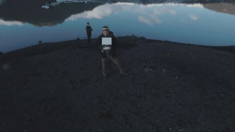 Free Video Stock taking a photo with a drone Live Wallpaper - Free Live Wallpaper