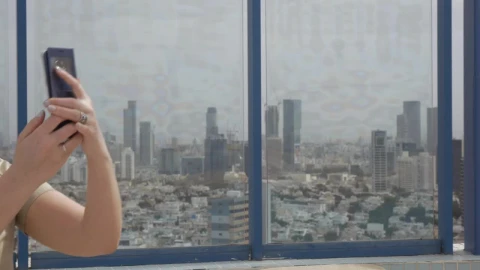 Free Video Stock taking a selfie in tel aviv Live Wallpaper - Free Live Wallpaper