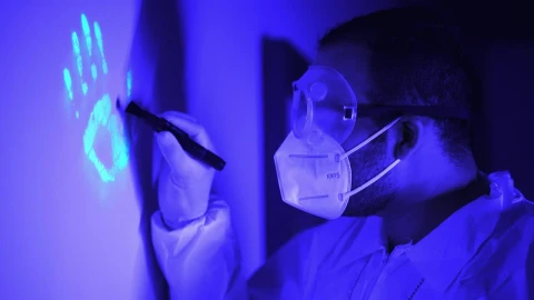 Free Video Stock taking and analyzing fingerprints under black light Live Wallpaper - Free Live Wallpaper