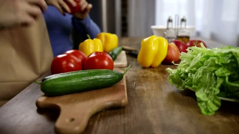 Free Video Stock taking out fresh groceries Live Wallpaper - Free Live Wallpaper