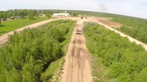 Free Video Stock tank crew training in a forest Live Wallpaper - Free Live Wallpaper