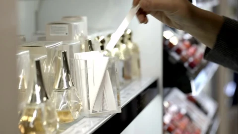 Free Video Stock testing perfumes Live Wallpaper - Free Live Wallpaper