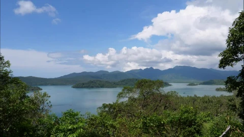 Free Video Stock the landscape of mountains and a lake Live Wallpaper - Free Live Wallpaper