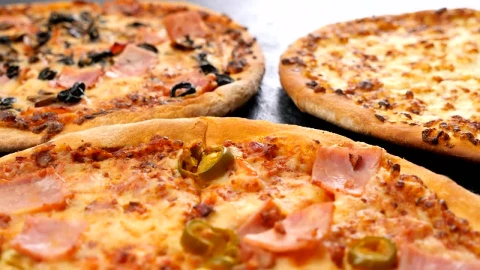 Free Video Stock three different types of pizza Live Wallpaper - Free Live Wallpaper