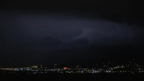 Free Video Stock thunderstorm lighting up a city Live Wallpaper - Free Live Wallpaper