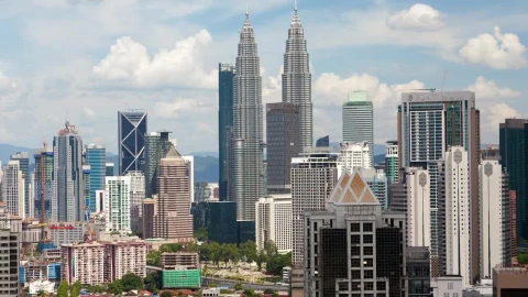 Free Video Stock time lapse of kuala lumpur skyline Live Wallpaper - Free Live Wallpaper