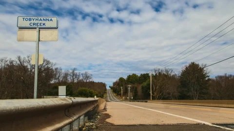 Free Video Stock timelapse of a country road Live Wallpaper - Free Live Wallpaper