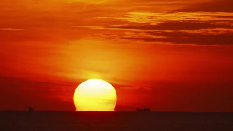 Free Video Stock timelapse of a red sunset landscape Live Wallpaper - Free Live Wallpaper