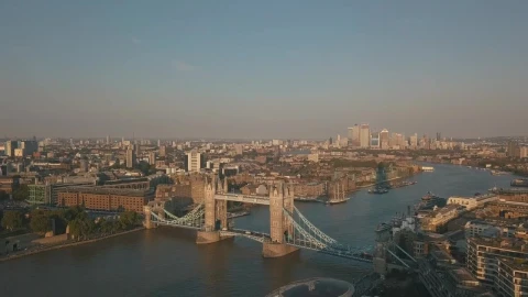 Free Video Stock tower bridge in london aerial shot Live Wallpaper - Free Live Wallpaper