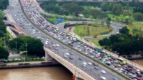 Free Video Stock traffic jam on a highway taken from above Live Wallpaper - Free Live Wallpaper