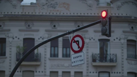 Free Video Stock traffic lights switching Live Wallpaper - Free Live Wallpaper