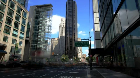 Free Video Stock traffic moving through new york Live Wallpaper - Free Live Wallpaper