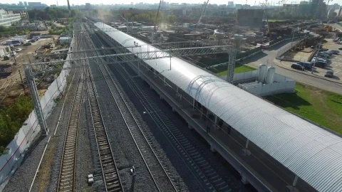 Free Video Stock train heading towards the city outskirts Live Wallpaper - Free Live Wallpaper