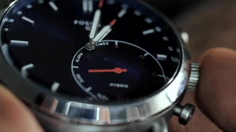 Free Stock Video Watch On A Mans Wrist In A Very Close Shot Live Wallpaper - Free Live Wallpaper