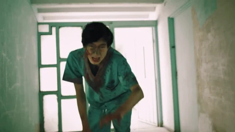 Free Stock Video Violent Zombie Chasing The Camera Live Wallpaper - Free Live Wallpaper