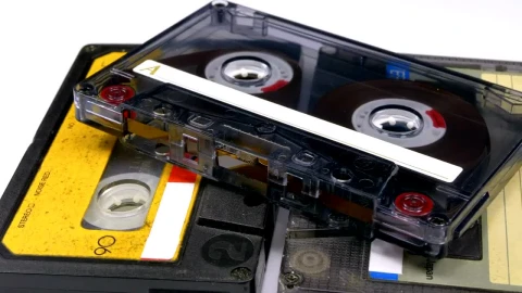 Free Stock Video Vintage Audio Cassettes Spinning Live Wallpaper - Free Live Wallpaper