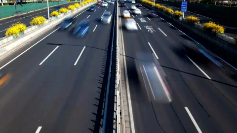 Free Stock Video Vehicles Traveling Fast On A Highway In The City Live Wallpaper - Free Live Wallpaper