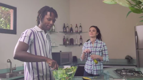Free Stock Video Vegetarian Couple Preparing Food Live Wallpaper - Free Live Wallpaper