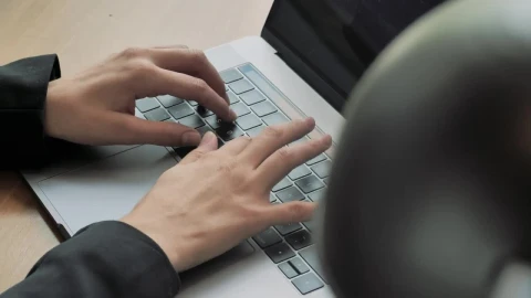 Free Stock Video Typing On A Laptop Close Up Live Wallpaper - Free Live Wallpaper