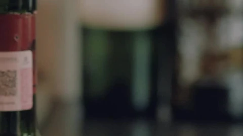 Free Stock Video Two Glasses Of Wine Colliding During A Toast Live Wallpaper - Free Live Wallpaper